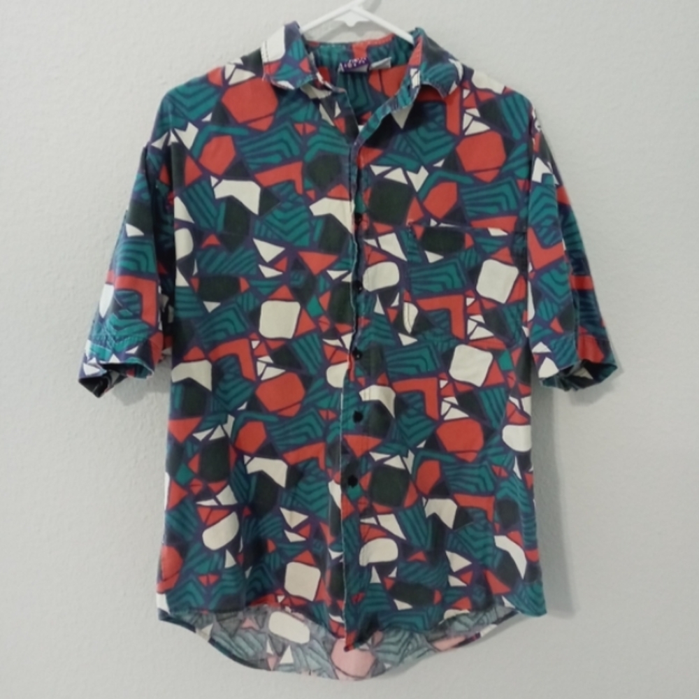 Vintage Pro Spirit Button Down Shirt Shapes Print